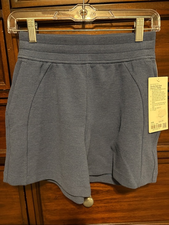 lululemon athletica Pants - Lululemon Scuba High Rise Short 5” Waffle